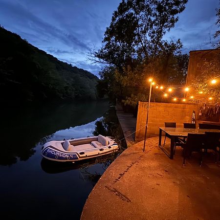 House On The River Blagaj Luaran gambar