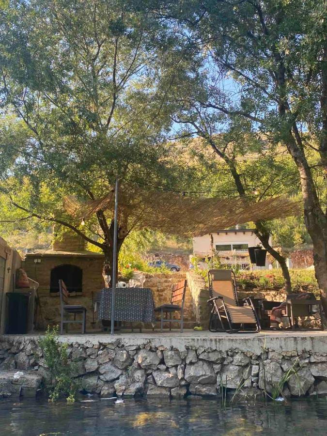 House On The River Blagaj Luaran gambar