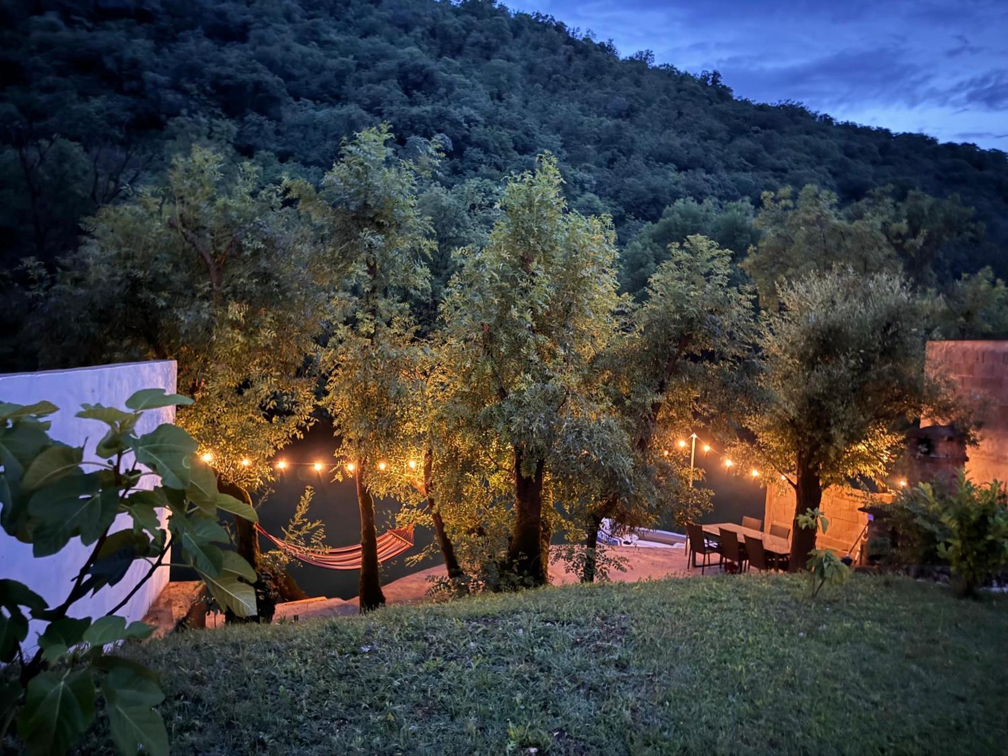 House On The River Blagaj Luaran gambar